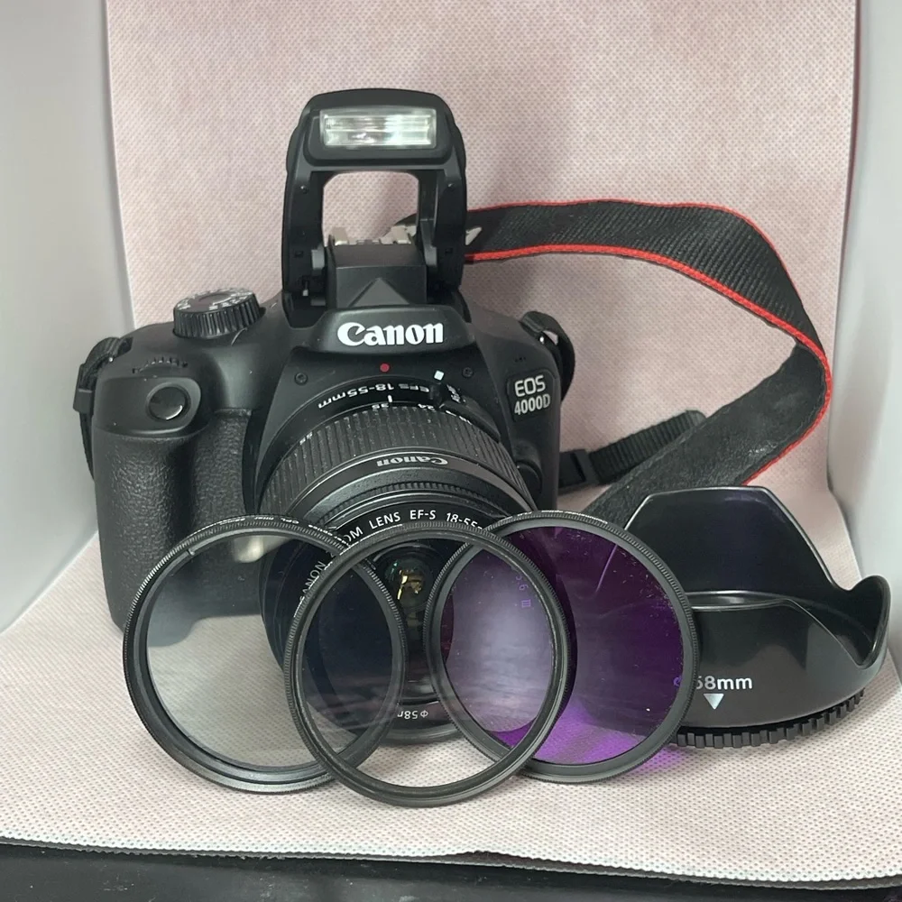 Canon EOS 4000D Black with Lens Kit